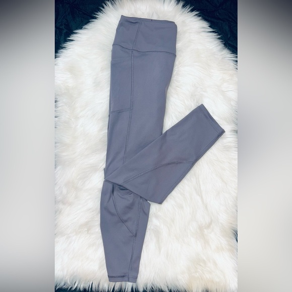 Victoria Secret VS Sport Knockout Tights Gray Leggings Soft Pants Pockets 7/8 L - Picture 13 of 13